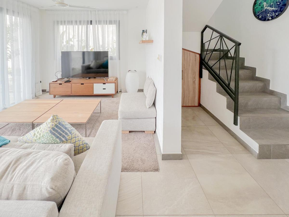 Residence Celestial - Premium 3 Bedrooms Villa With Volcanic Stone Pool Grand Baie Exterior foto